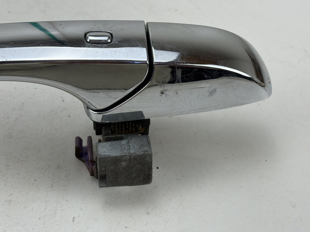 2011-2018 Jeep Grand Cherokee Right Exterior Door Handle 04589884AH OEM