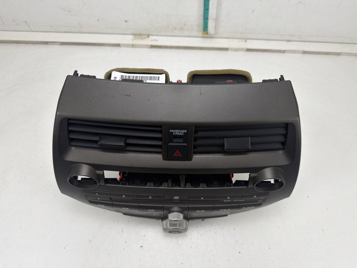 2008-2011 Honda Accord Dash AM FM MP3 Single CD Receiver 39100-TA0-A01 OEM