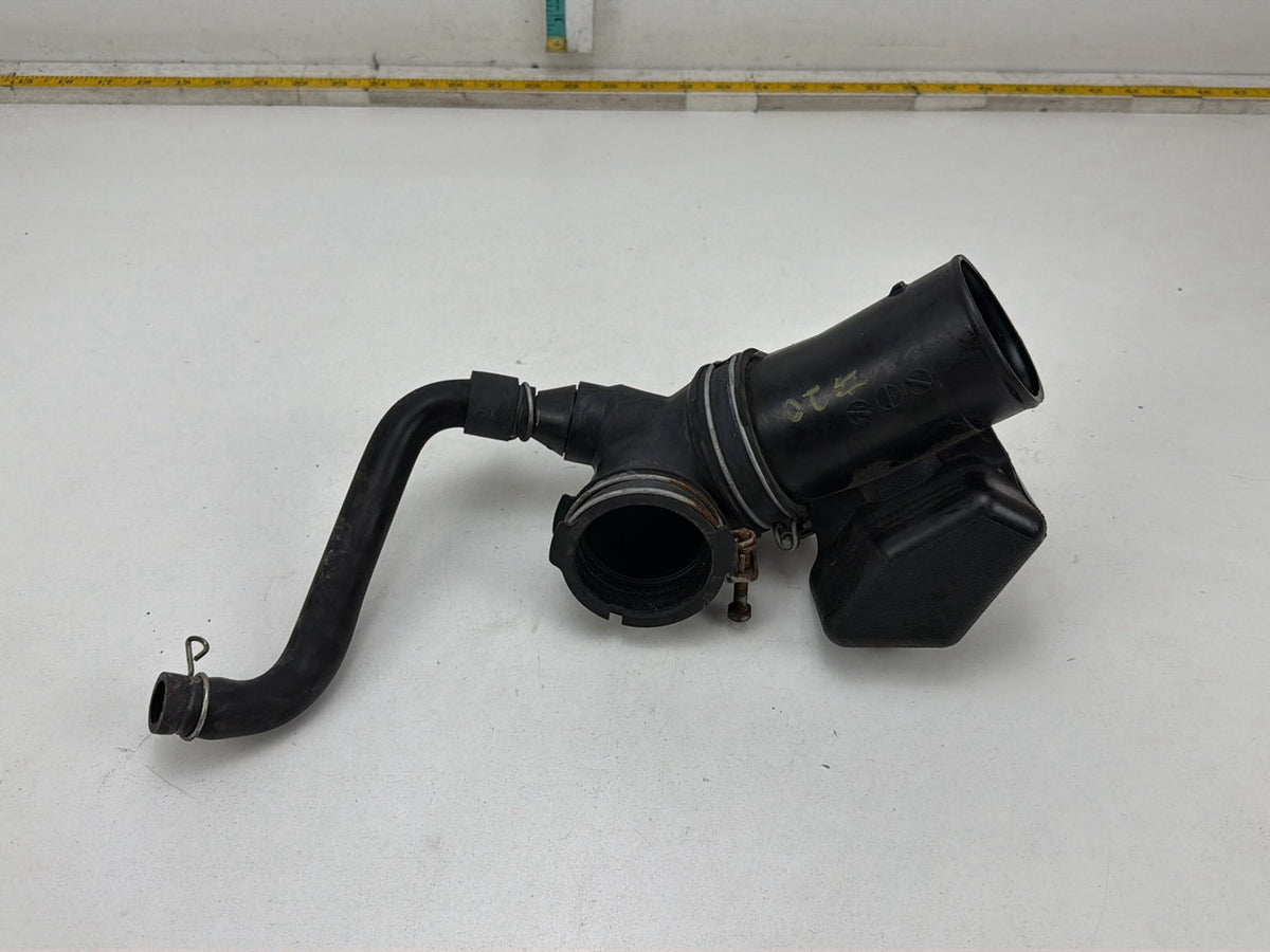 2010-2015 Toyota Prius Air Intake Duct Hose Tube 17880-37100 OEM
