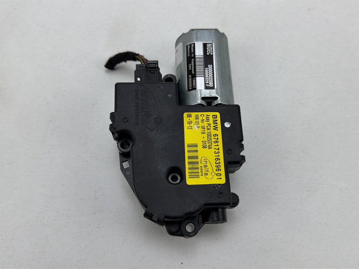 2011-2014 BMW X1 E84 Sunroof Window Glass Motor 10025374A OEM