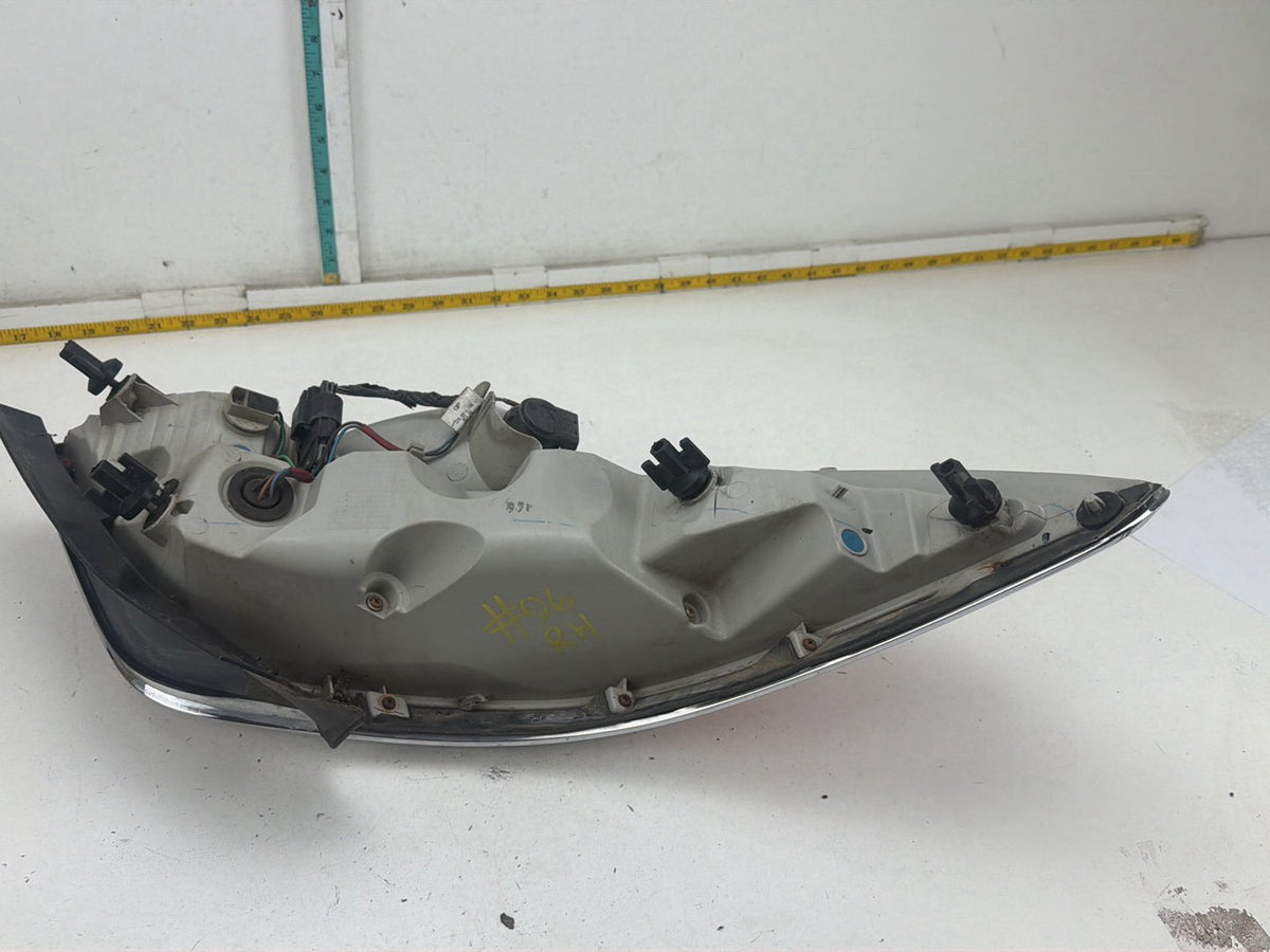 2010-2013 Buick LaCrosse Rear Right Passenger Side Tail Light 20856168 OEM