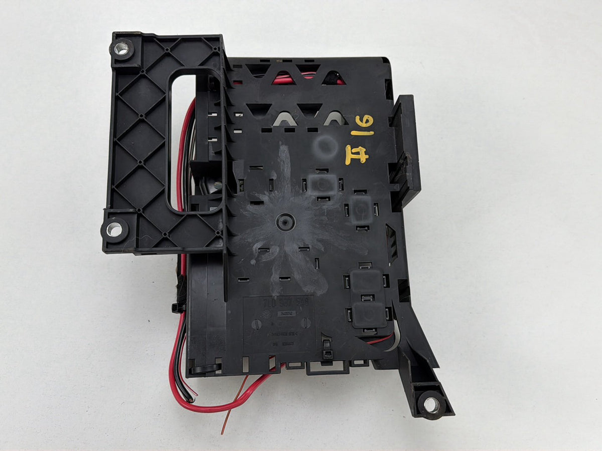 2003-2006 Porsche Cayenne Main Fuse Relay Box Junction Block 7L0937548 OEM