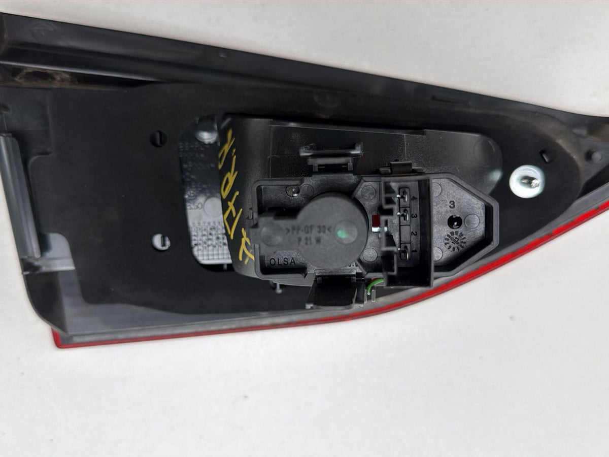 2014 BMW X1 E84 SUV Right Rear Taillight Decklid/Tailgate 03426500 OEM