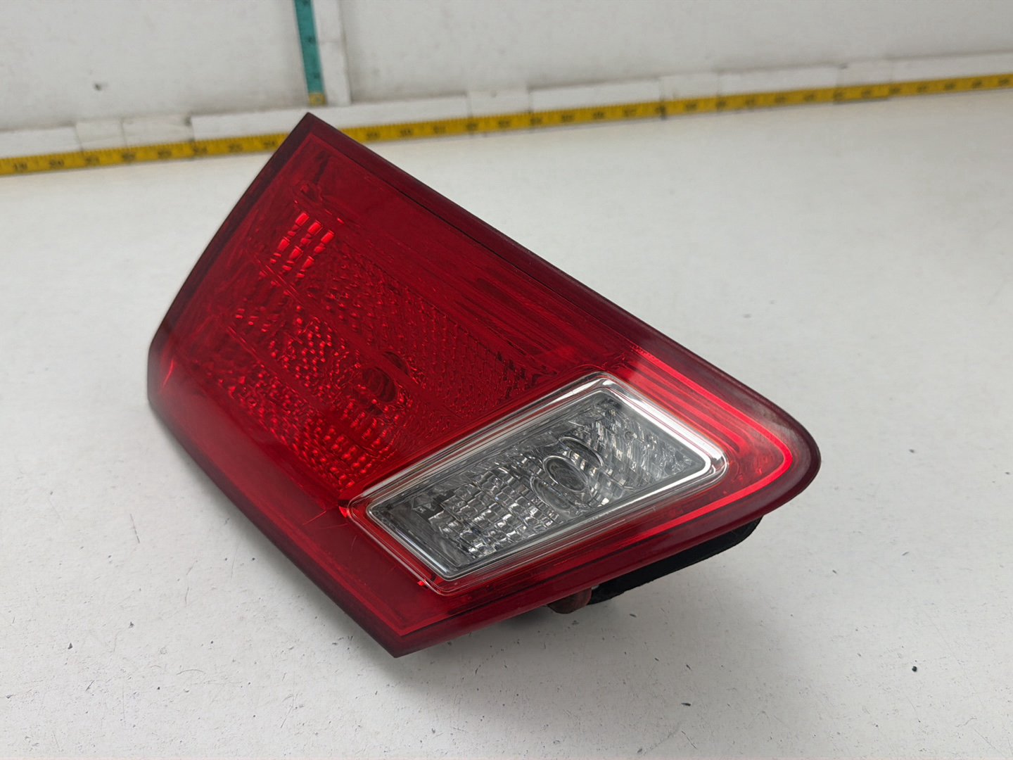 2007-2009 Lexus ES350 S190 Rear Right Passenger Side Inner Tail Light OEM
