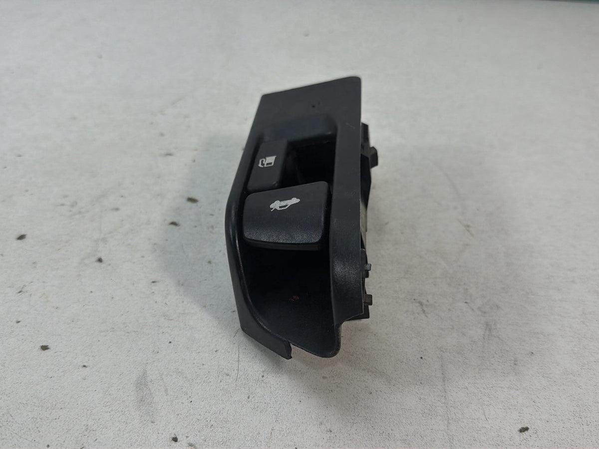 2007-2011 Toyota Camry Fuel Door Trunk Lid Lever Release Opener F47-82311 OEM