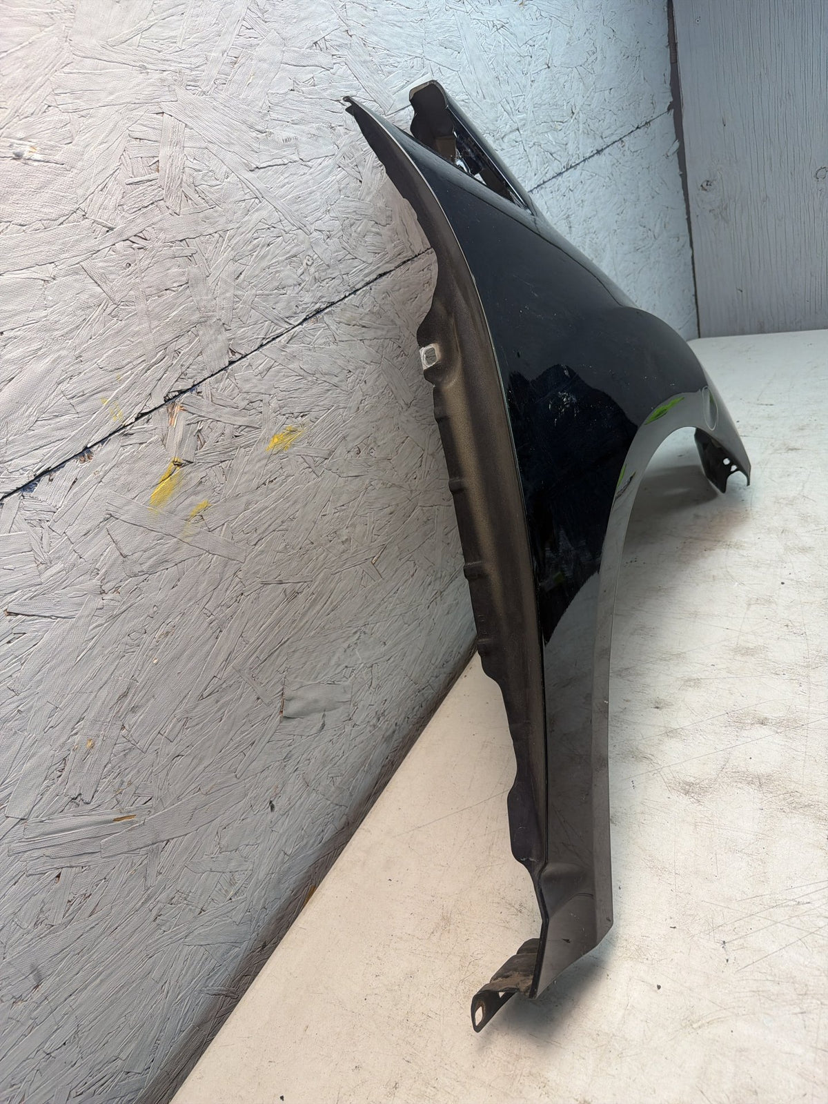 2013-2018 Ford C-Max Front Right Passenger Side Fender Panel Assembly OEM