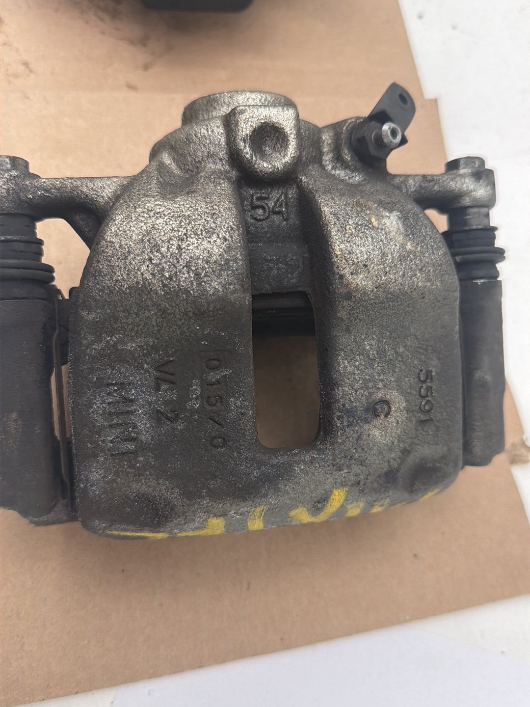 2007-2011 Mini Cooper Front Right Left Brake Calipers Set 3526/A 3525/A OEM
