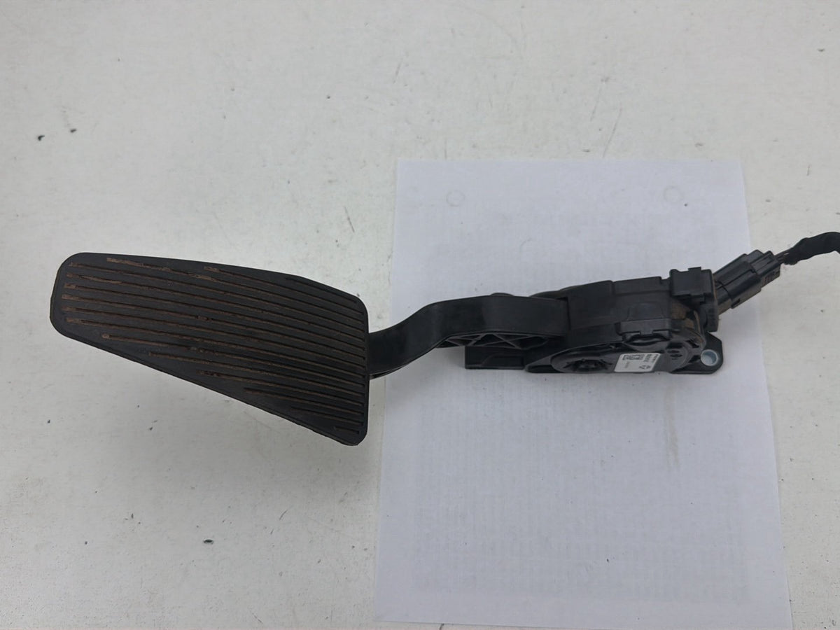 2013-2018 Ram 1500 Accelerator Gas Pedal Assembly Position Sensor 68043161AC OEM