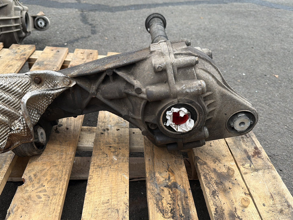 2003-2006 Porsche Cayenne Front Axle Differential Assembly OEM