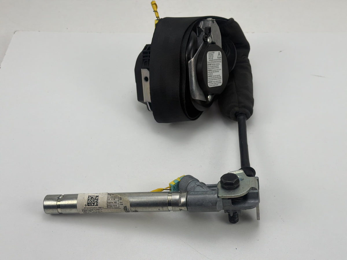 2014-2020 Maserati Quattroporte VI M156 Front Right Seat Belt Rectractor OEM
