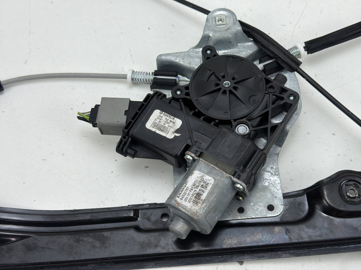 2011-2016 Chevrolet Cruze Front Left Driver Side Door Window Regulator Motor OEM
