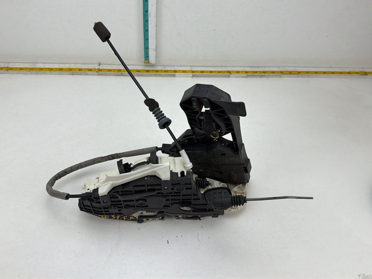 2007-2013 Mercedes-Benz S550 W221-Front Right Side Door Lock Latch Actuator OEM