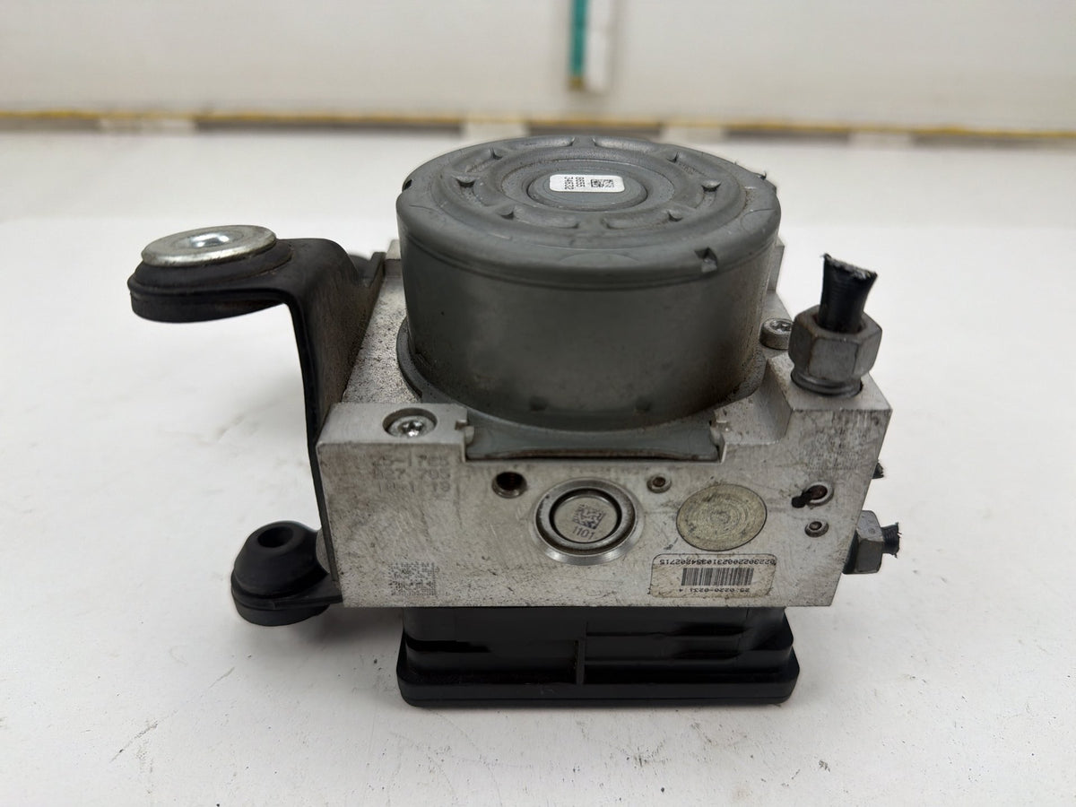 2014-2016 Ford Fusion ABS Anti-Lock Brake Pump Control Module EG9C-2C405-AC OEM