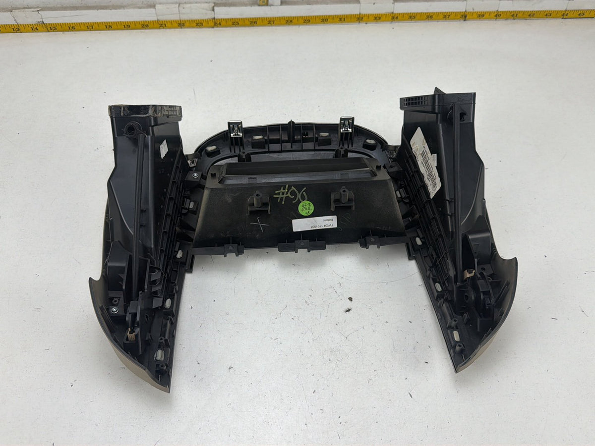 2010-2013 Buick LaCrosse Front Center Dash Air Vent Grille OEM