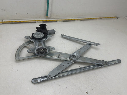2015-2018 Toyota Sienna Right Front Window Regulator/Motor 85710-06261 OEM