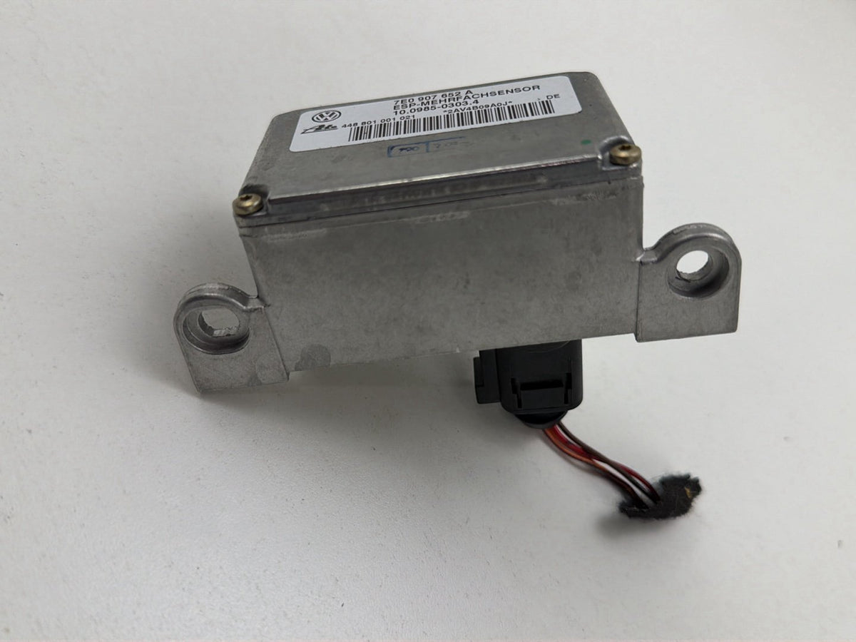 2003-2006 Porsche Cayenne Yaw Turn Rate Angle Sensor Module 7E0907652A OEM