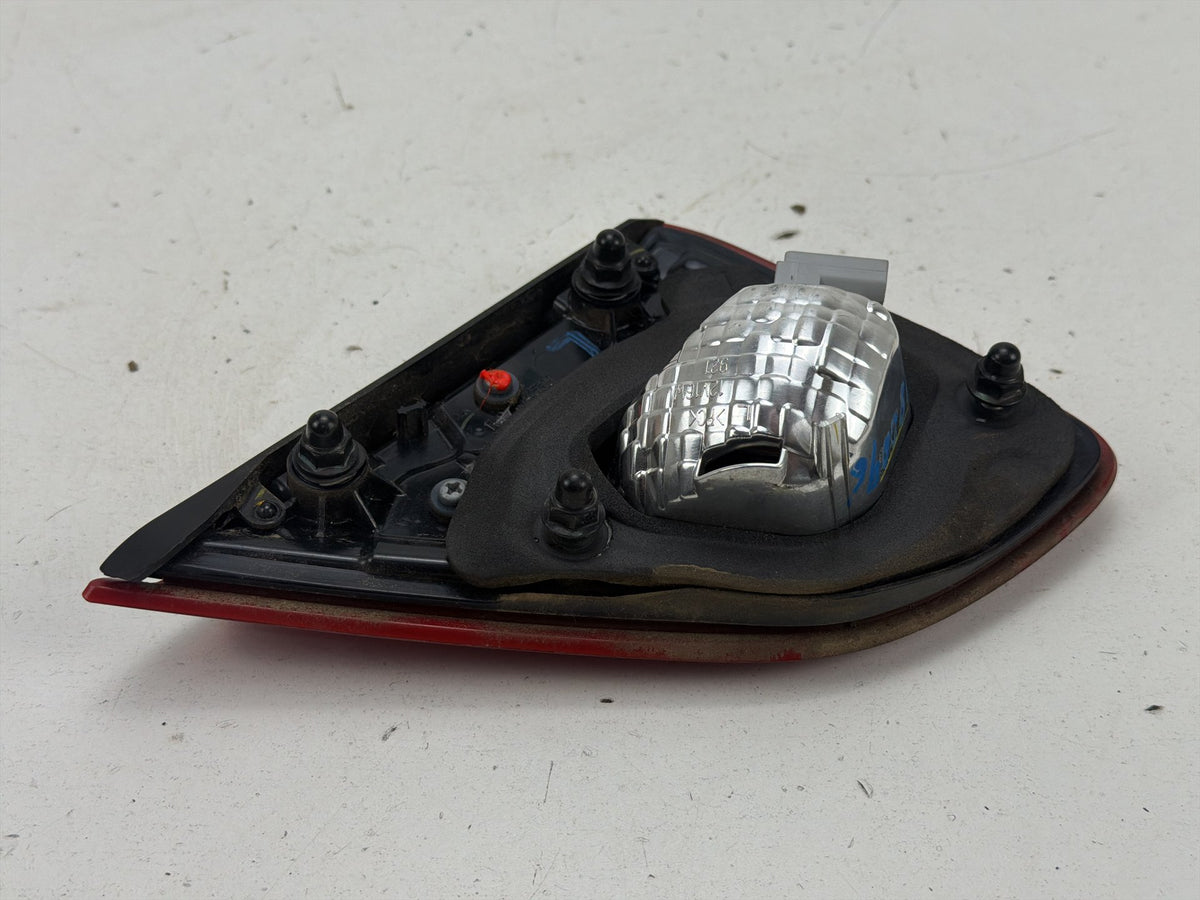 2016-2018 Nissan Altima Rear Left Driver Side Inner Trunk Lid Tail Light OEM