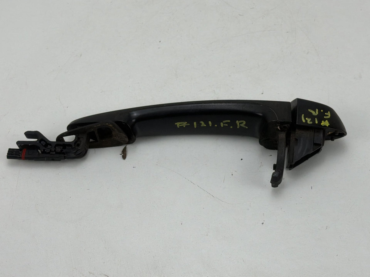 2007-2013 BMW X5 Front Right Passenger Side Exterior Door Handle OEM