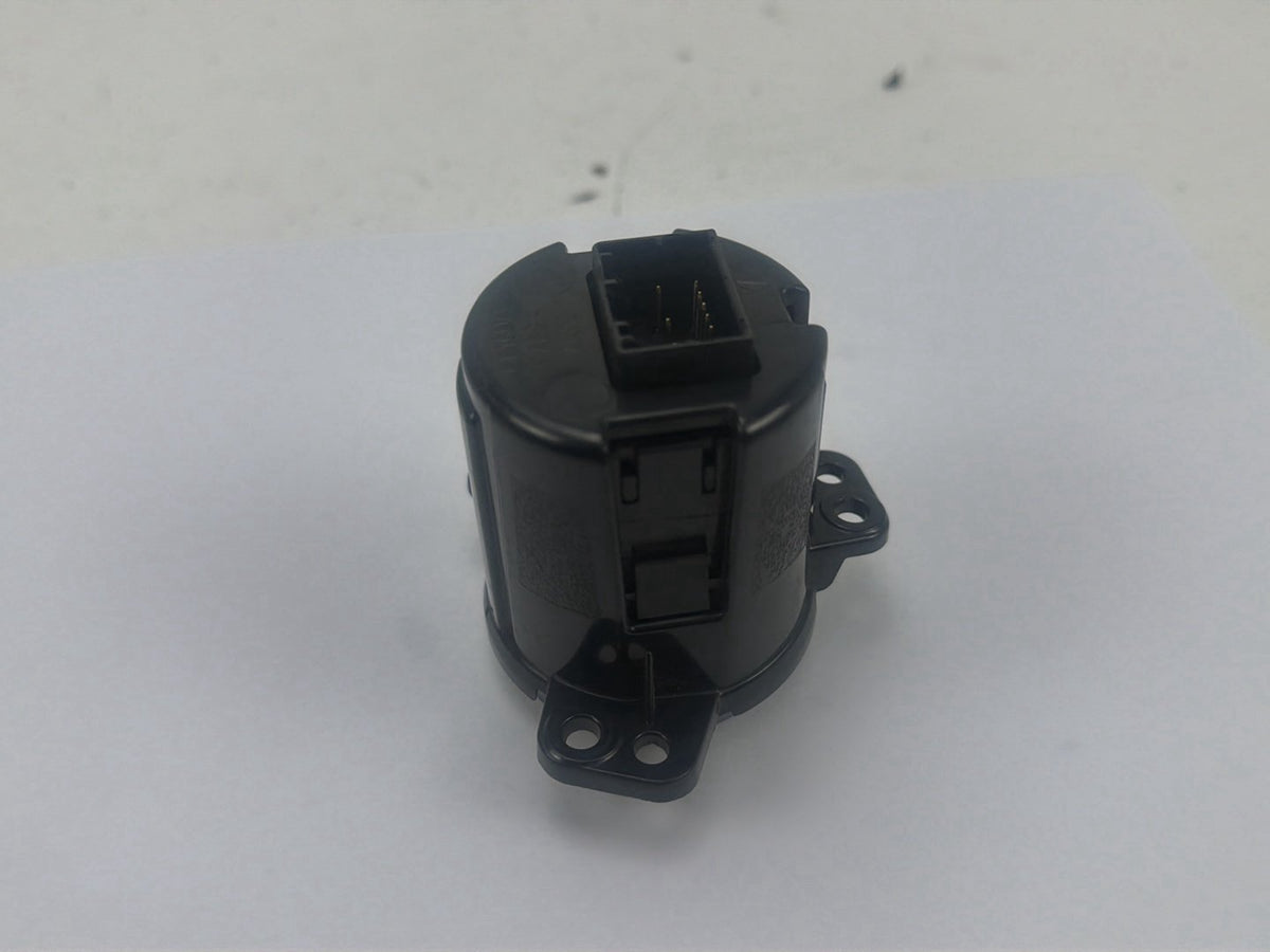 2015-2019 Hyundai Sonata Engine Keyless Push Start Button Ignition Switch OEM