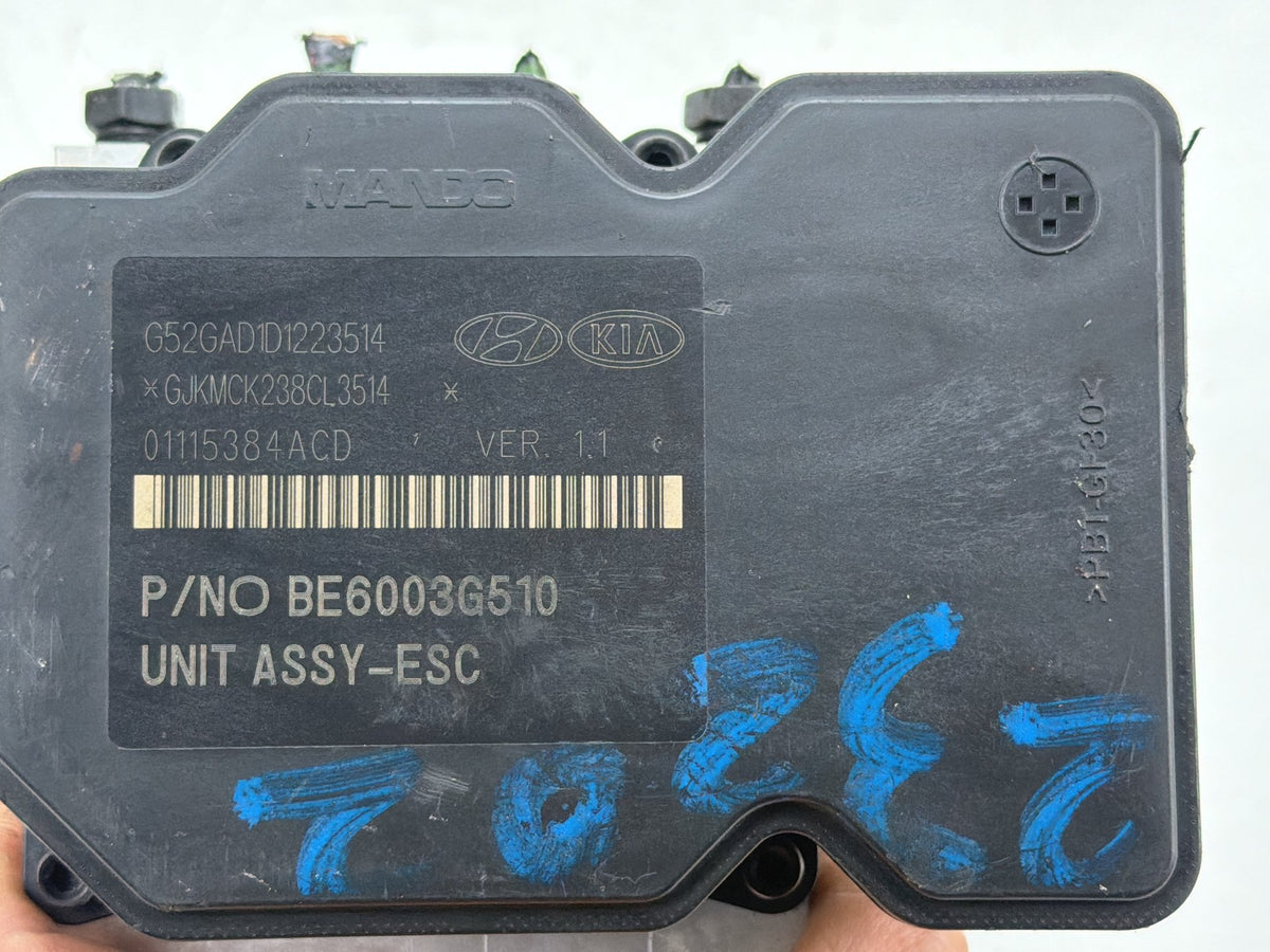 2014-2016 Hyundai Elantra ABS Anti-Lock Brake Pump Control Module Unit OEM