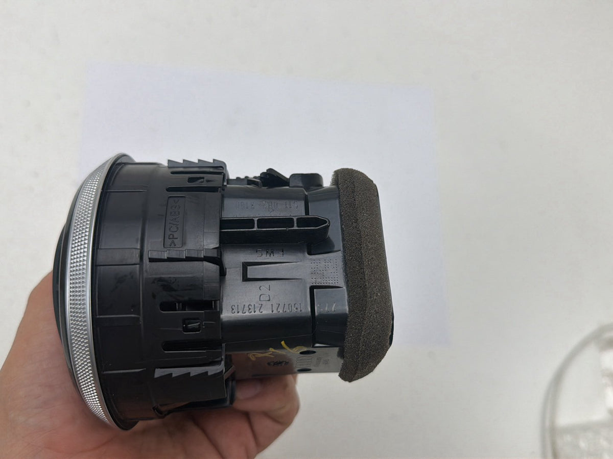 2015-2020 Audi A3 Interior Dashboard AC Heater Air Vent Nozzle S10 056 38 D OEM