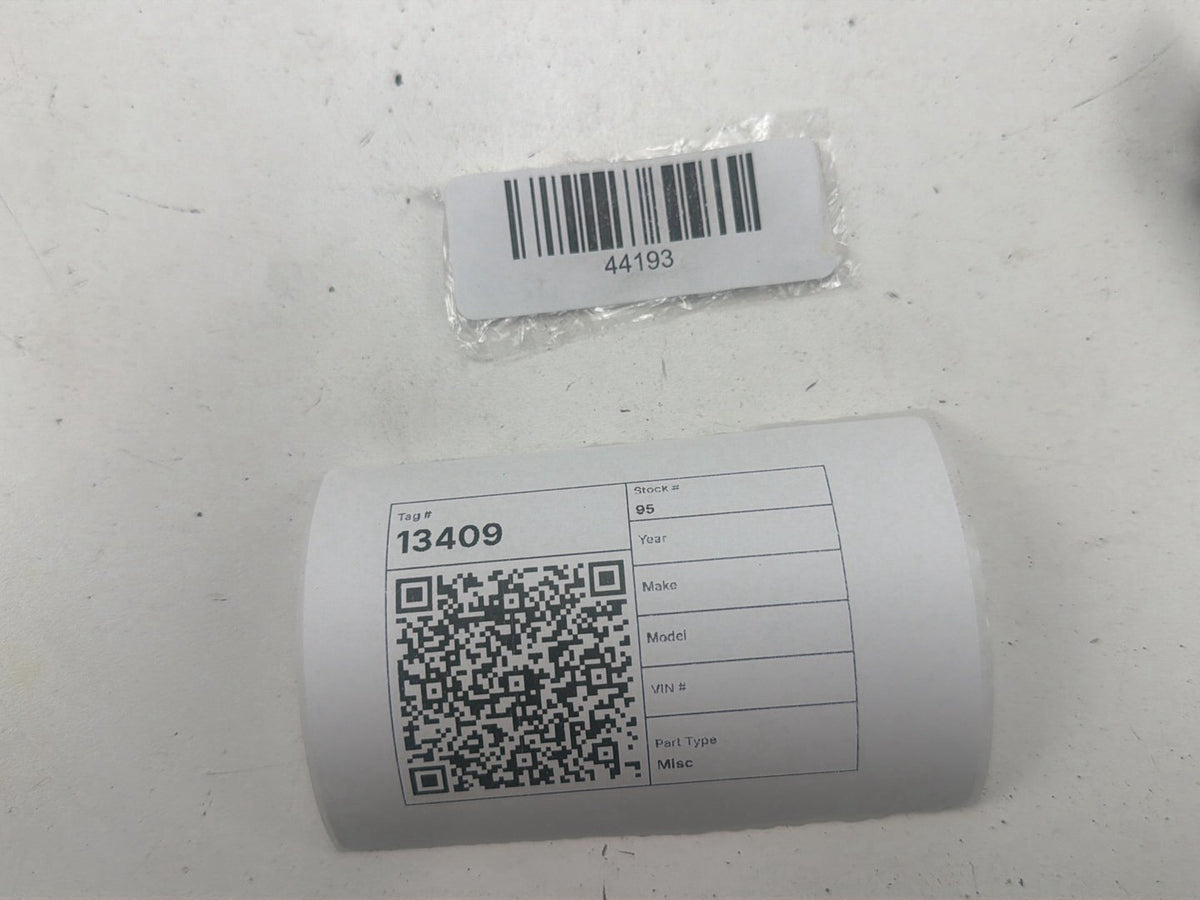 2012-2015 Mercedes-Benz ML550 Fuse Relay Box Junction Module A1665402450 OEM