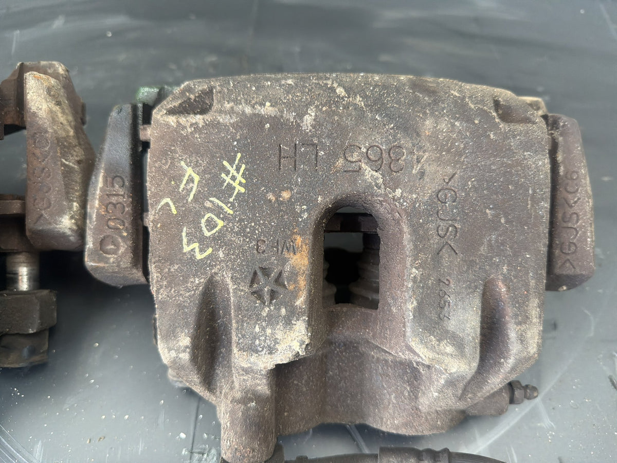 2012-2015 Jeep Grand Cherokee Front Left & Right Brake Calipers Set OEM