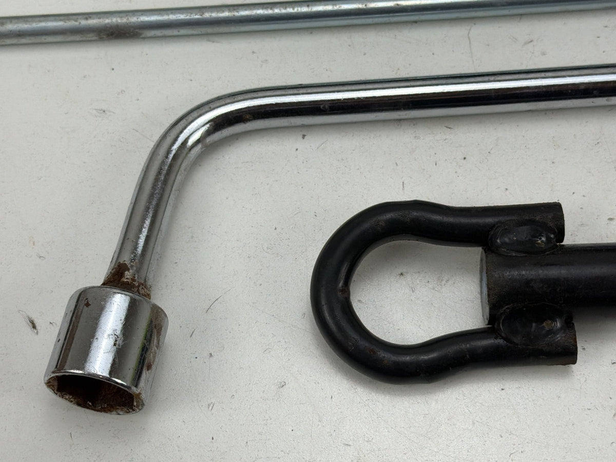 2006-2013 Mercedes-Benz R350 Emergency Spare Tire Jack Tool Kit OEM