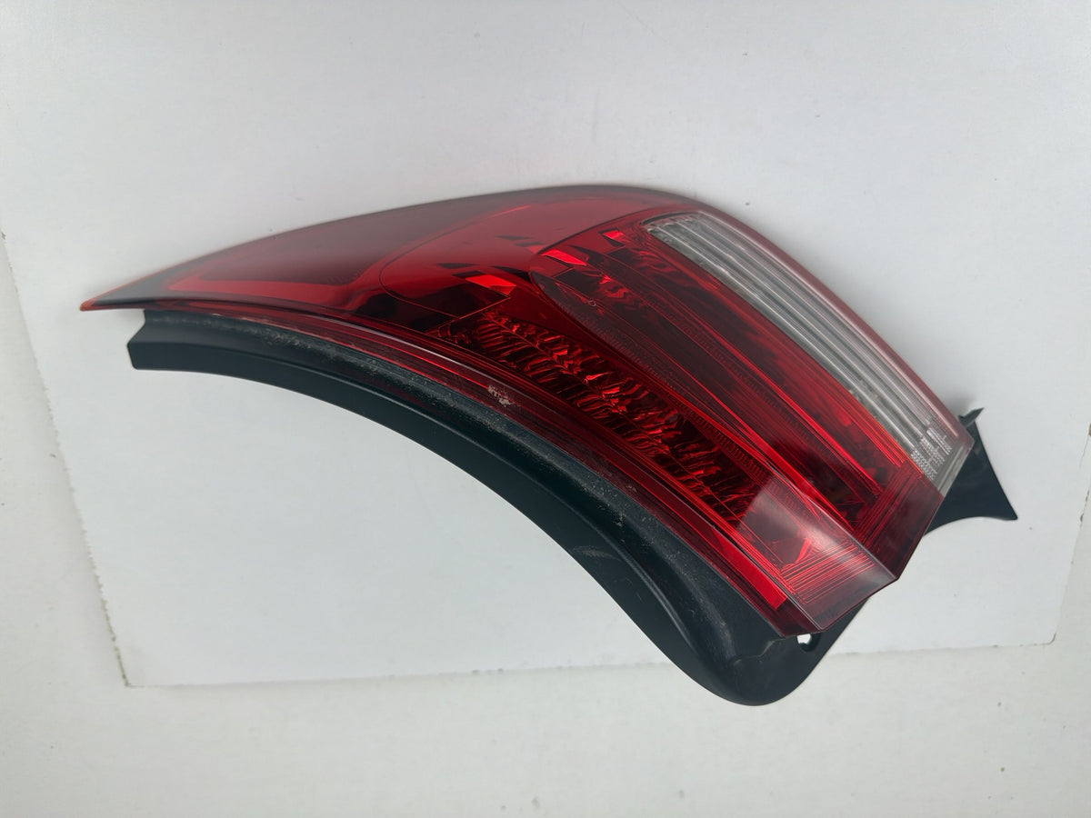 2010-2015 Lexus IS250C Convertible Right Passenger Side Outer Tail Light OEM