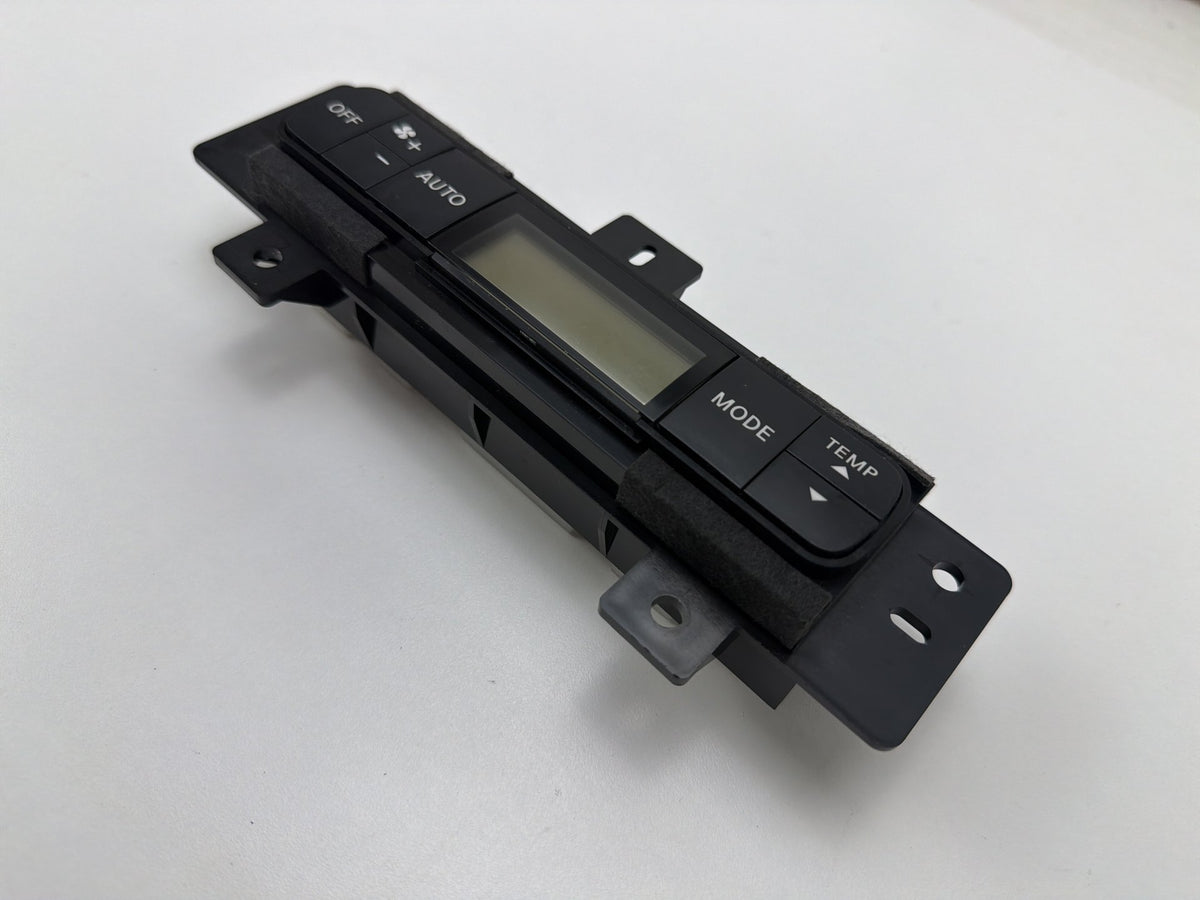 2011-2017 Infiniti QX56 - Rear A/C Heater Climate Control 27511-1LK0A OEM