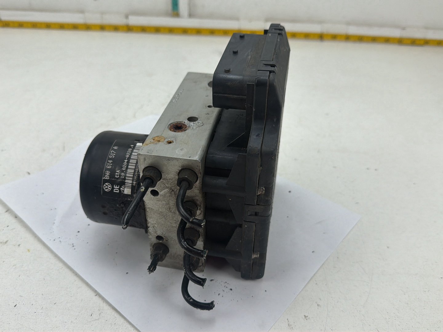 2000-2003 Audi TT Front Engine Compartment Anti-Lock Brake ABS Pump Unit OEM