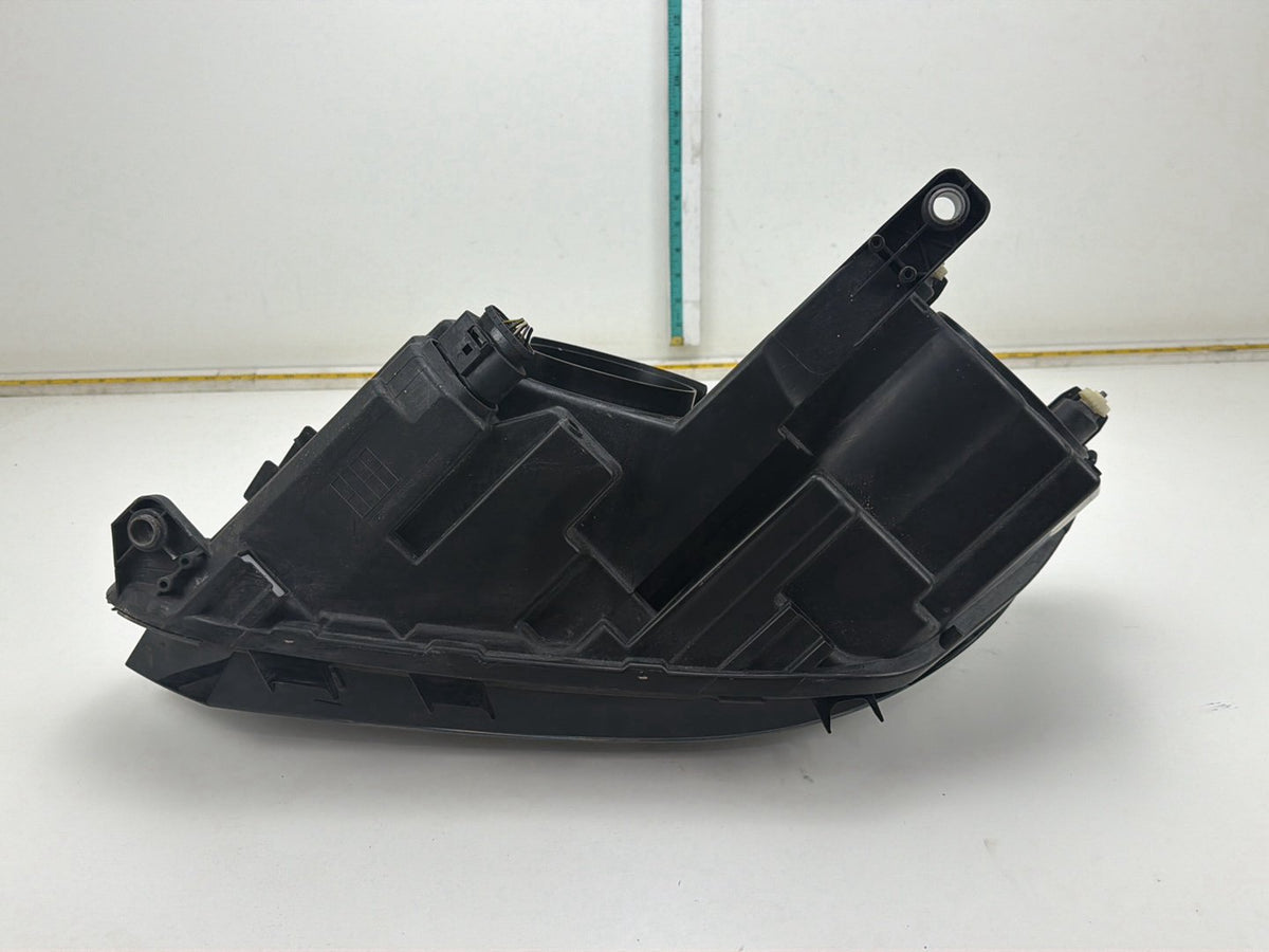 2013-2017 Volkswagen Tiguan Front Right Passenger Side Headlamp 5N941006B OEM