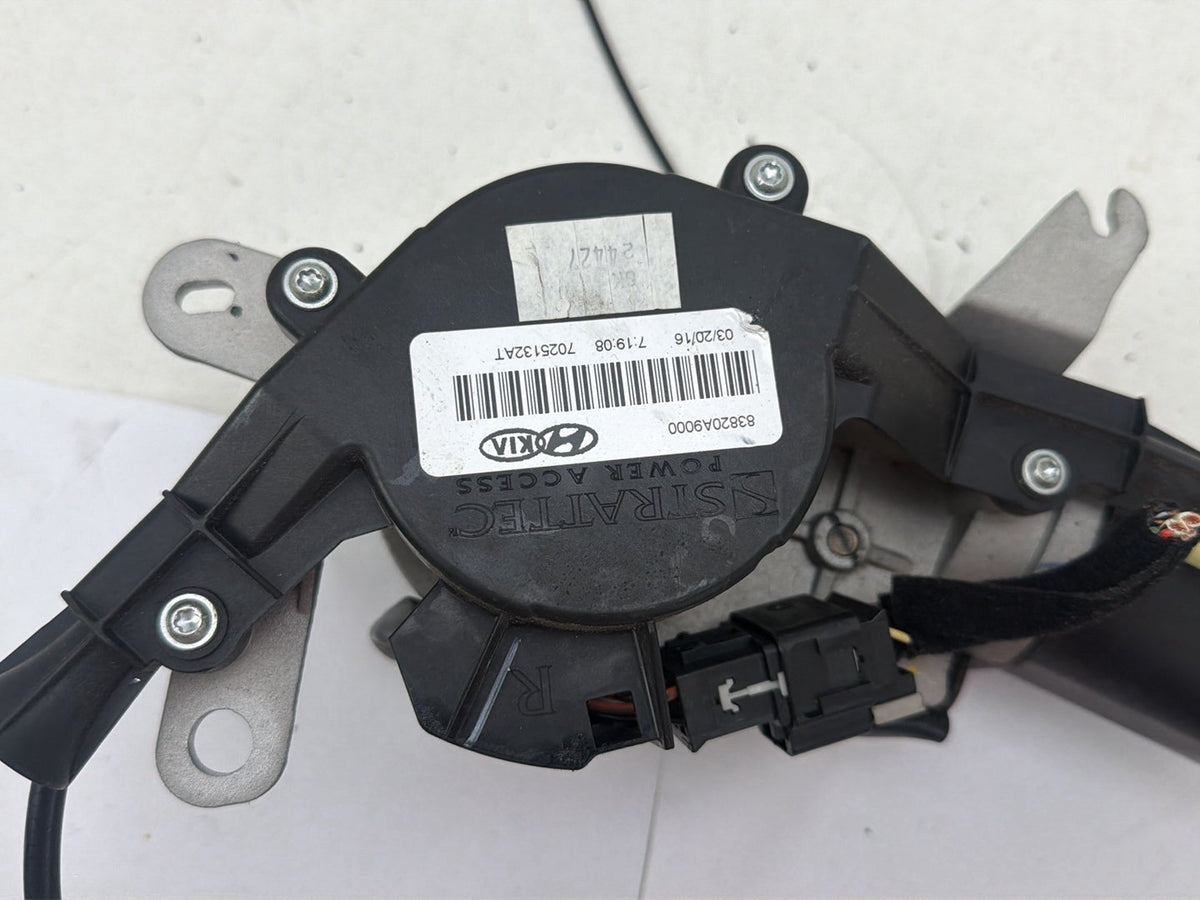 2015-2021 Kia Sedona Rear Right Electric Power Sliding Door Motor 83820A9000 OEM