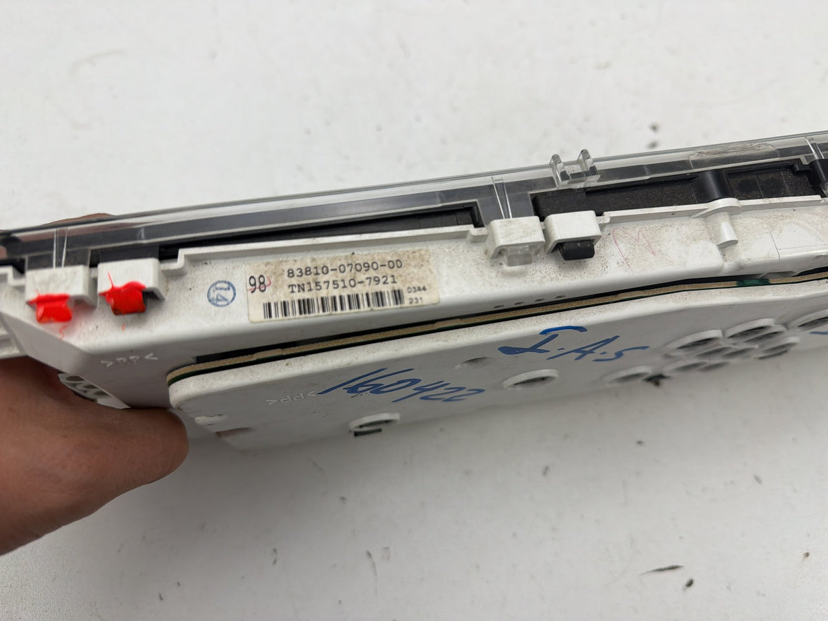 2002-2004 Toyota Avalon Speedometer Instrument Cluster Gauges 83810-07090-00 OEM
