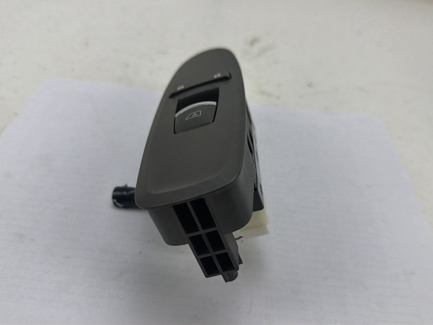 2014-2021 Infiniti Q50 Front Right Passenger Side Power Window Switch OEM