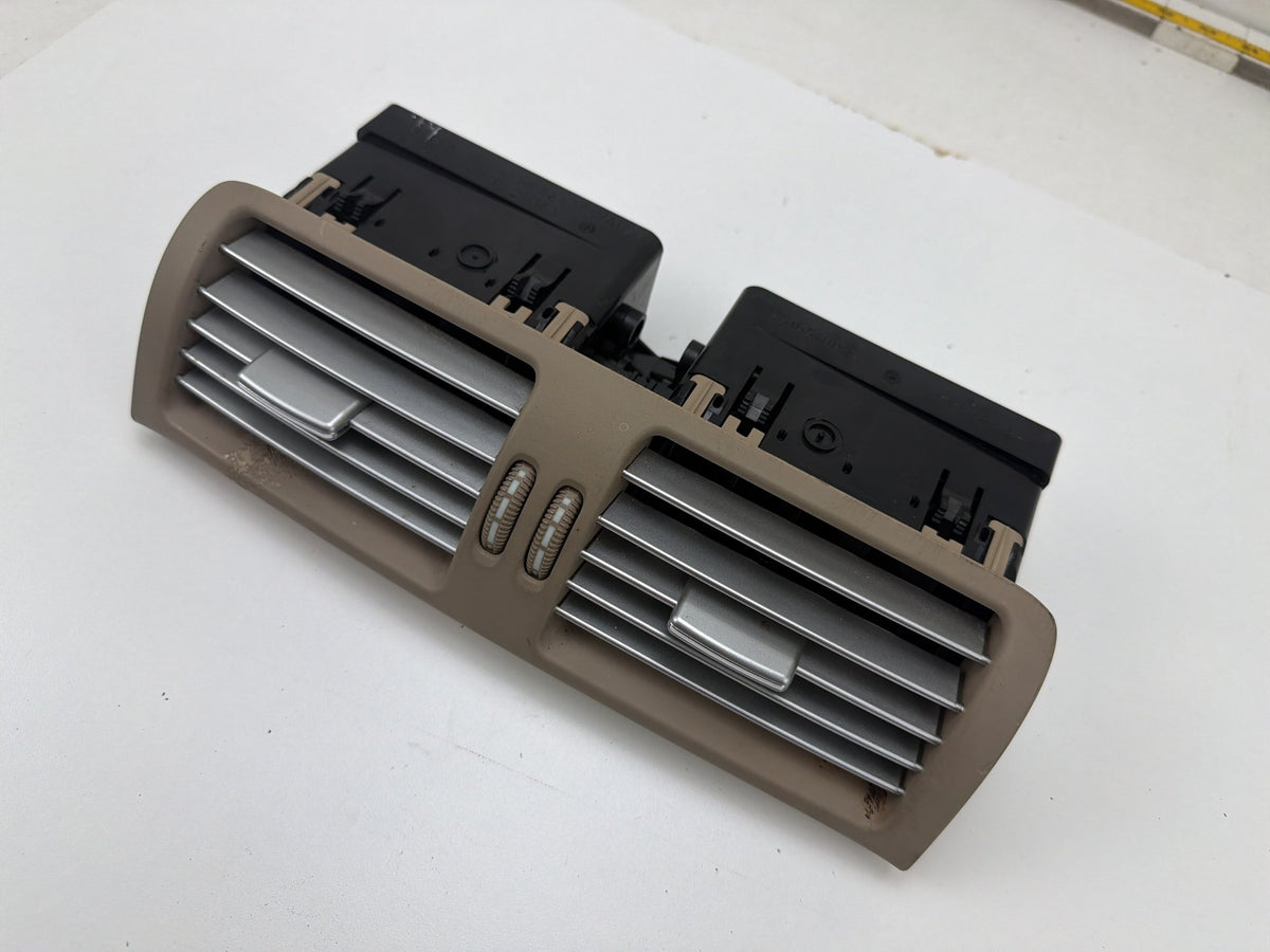2006-2013 Mercedes-Benz R350 Center Dashboard Dash Air Vent Grille OEM