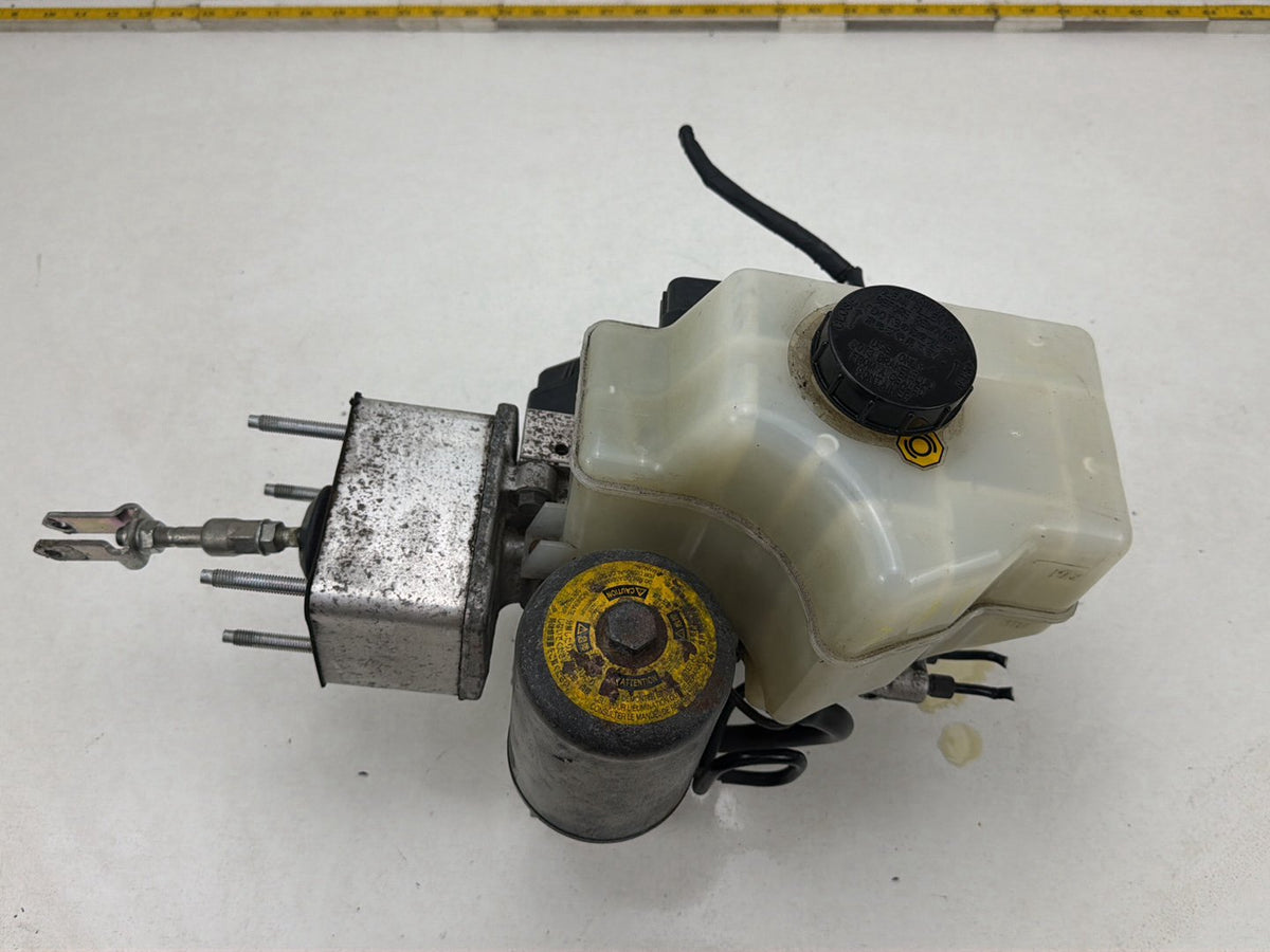 2011-2013 Infiniti QX56 Hydraulic Power Brake Booster Cylinder ABS Pump OEM
