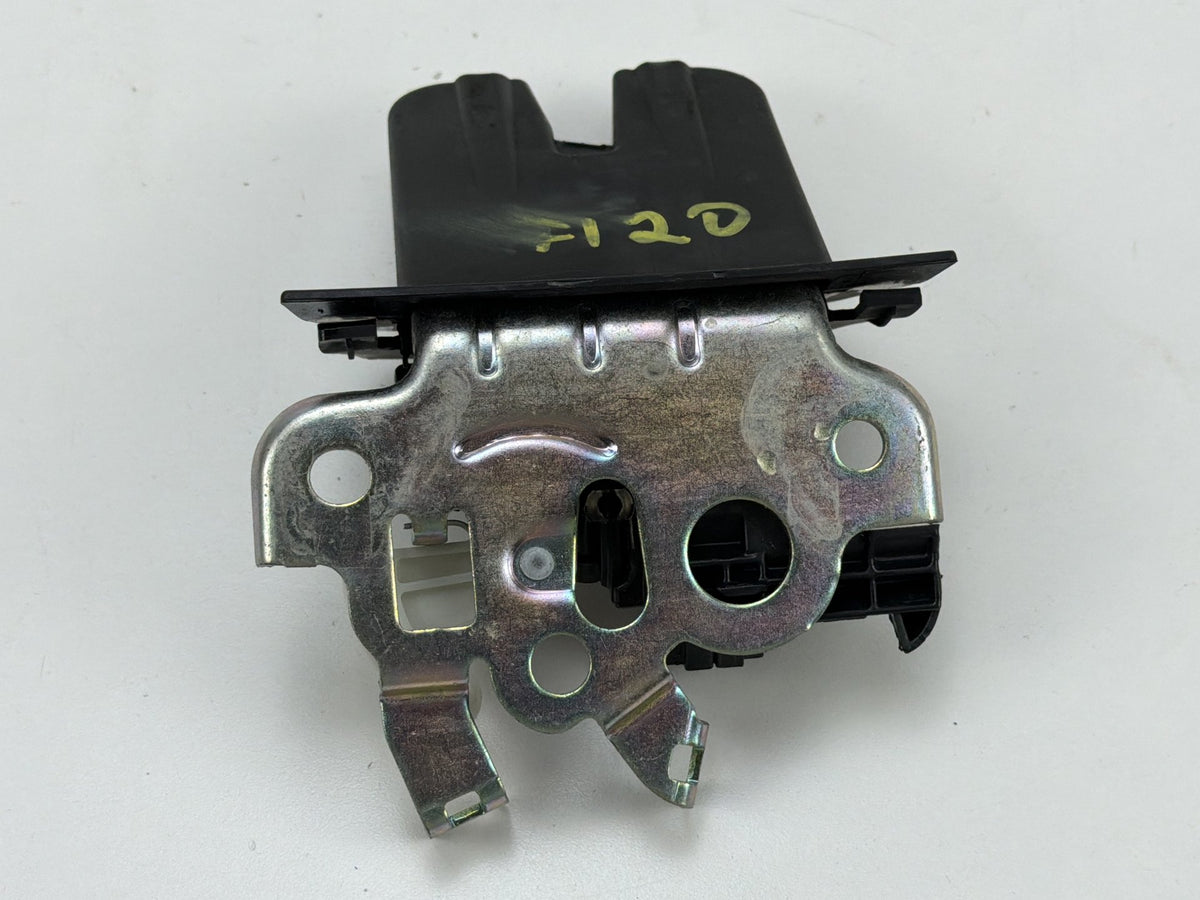 2009-2017 Audi Q5 Rear Tailgate Trunk Lid Lock Latch Actuator 8R0827505A OEM