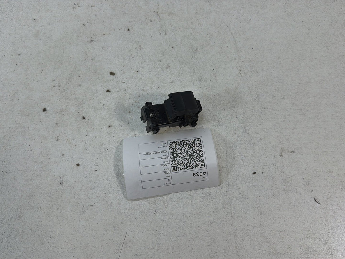 2007-2009 Toyota Camry XV40-Rear Left Window Switch OEM