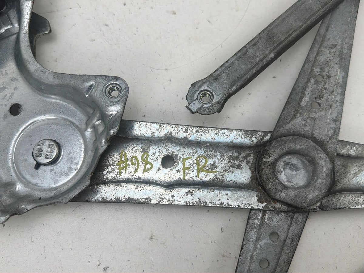 2012-2017 Toyota Camry Front Right Side Power Window Regulator Motor OEM