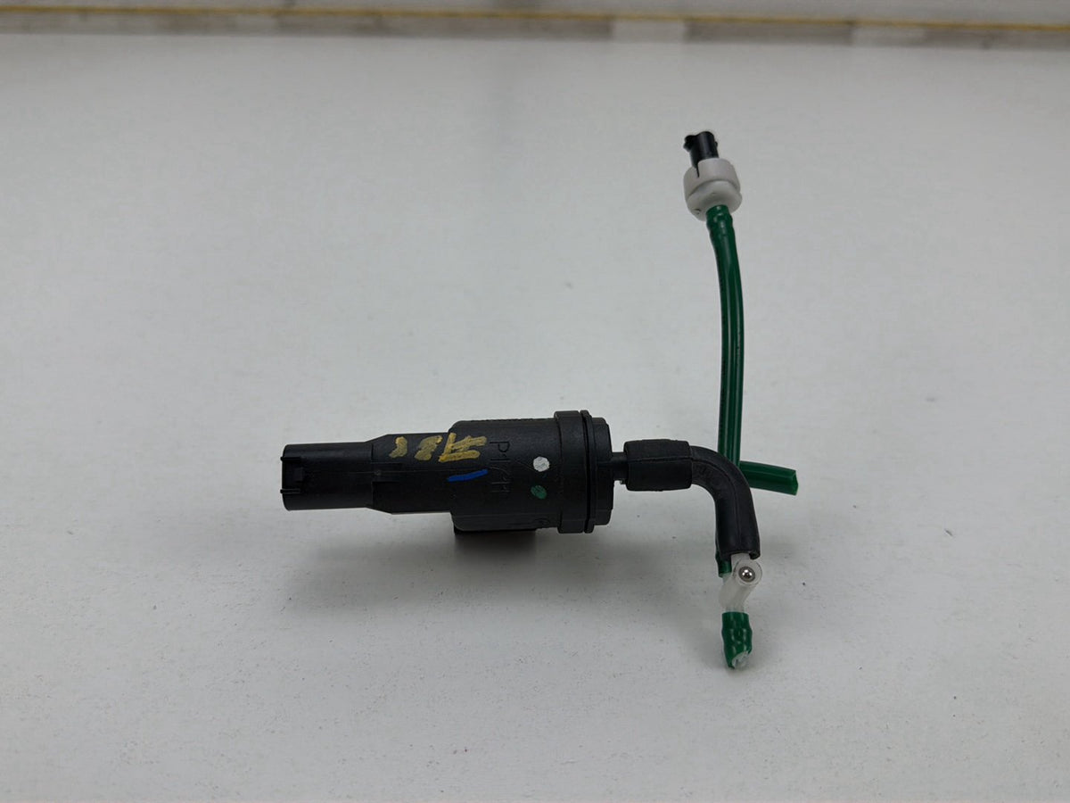 2007-2013 Mercedes-Benz S-Class W221 EGR Change Over Vacuum Solenoid Valve OEM