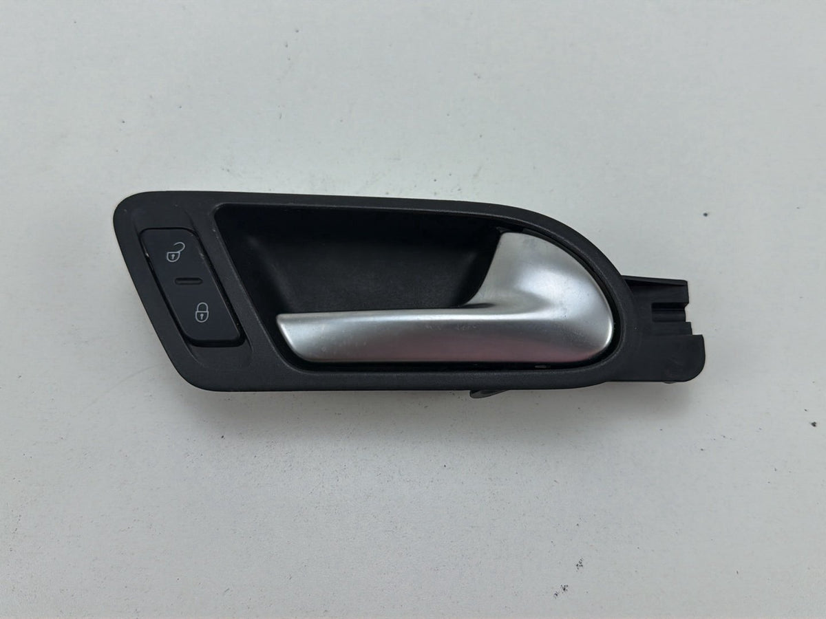 2013-2017 Volkswagen Tiguan Right Front Door Interior Handle OEM