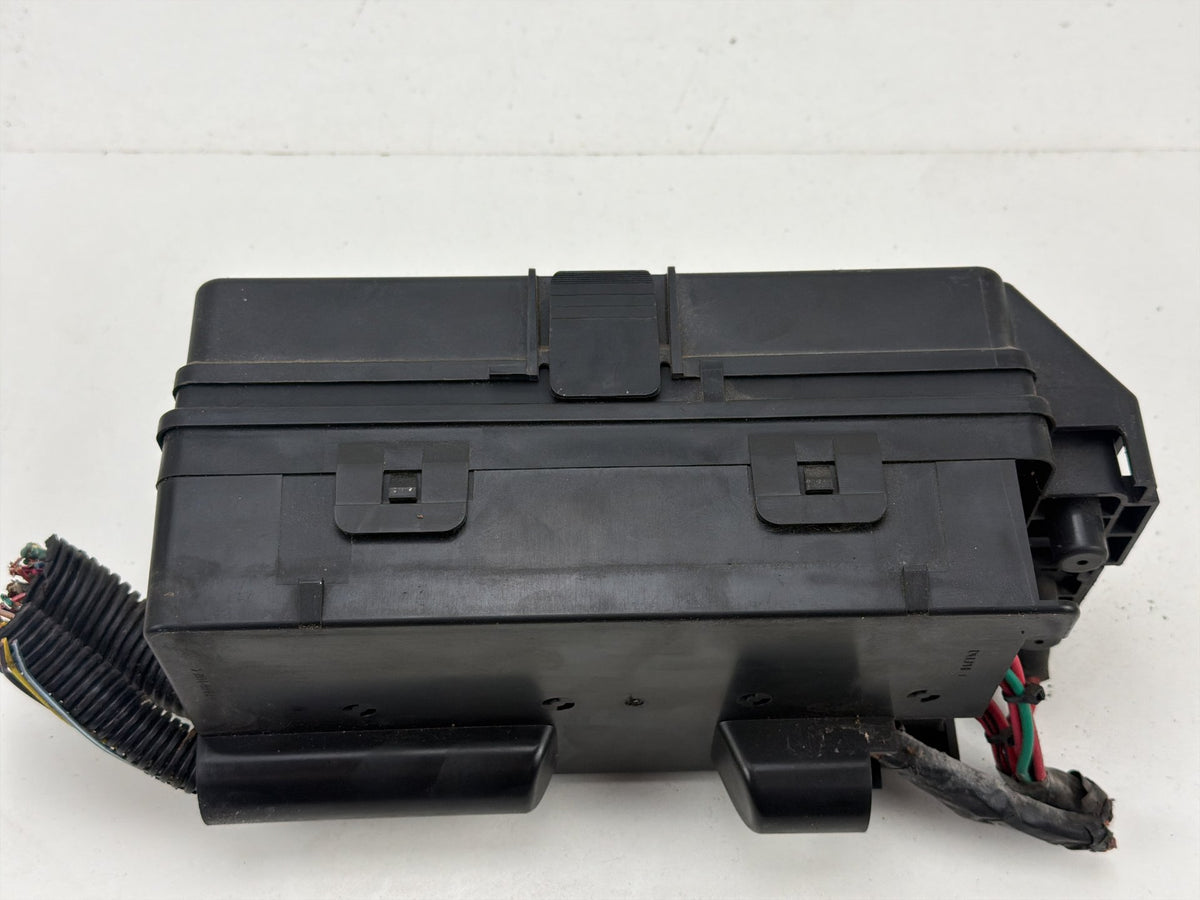 2005-2010 Pontiac G6 Under Hood Fuse Box Cover Lid Relay 13517826 OEM
