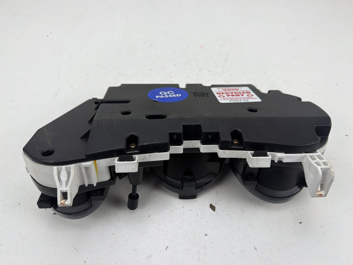 2003 Pontiac Vibe Speedometer Instrument Cluster 132K Miles 83800-01110-00 OEM