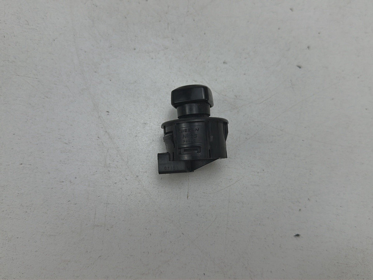2011-2013 Infiniti G37-Power Mirror Switch OEM