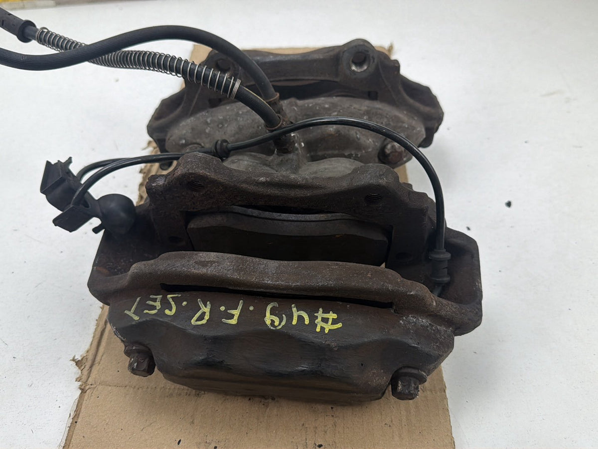 2007-2013 Mercedes-Benz S500 S-Class W221 Front Right & Left Side Caliper Set OEM
