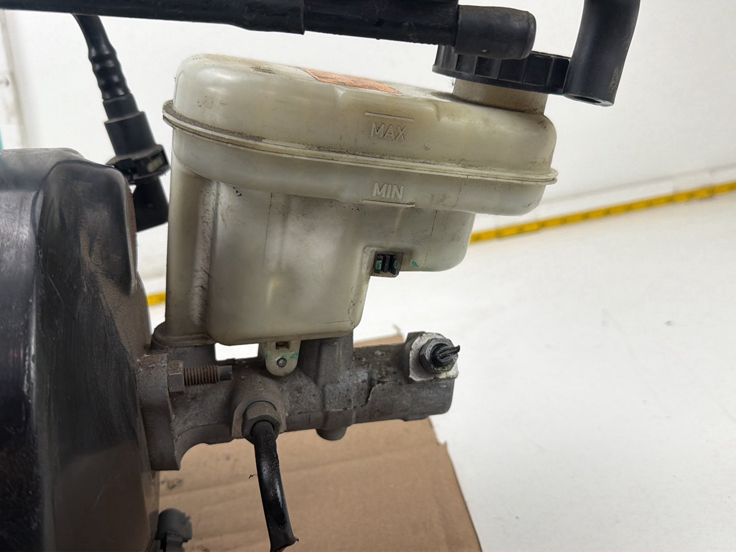 2013-2019 Ford Explorer Power Brake Booster Master Cylinder w/ Reservoir OEM