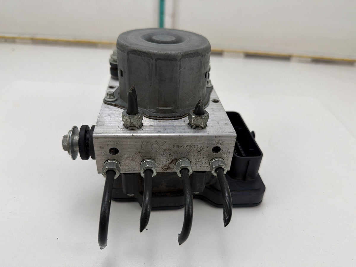 2015-2016 ubaru Impreza ABS Anti-Lock Brake Pump & Module 27536FJ220 OEM