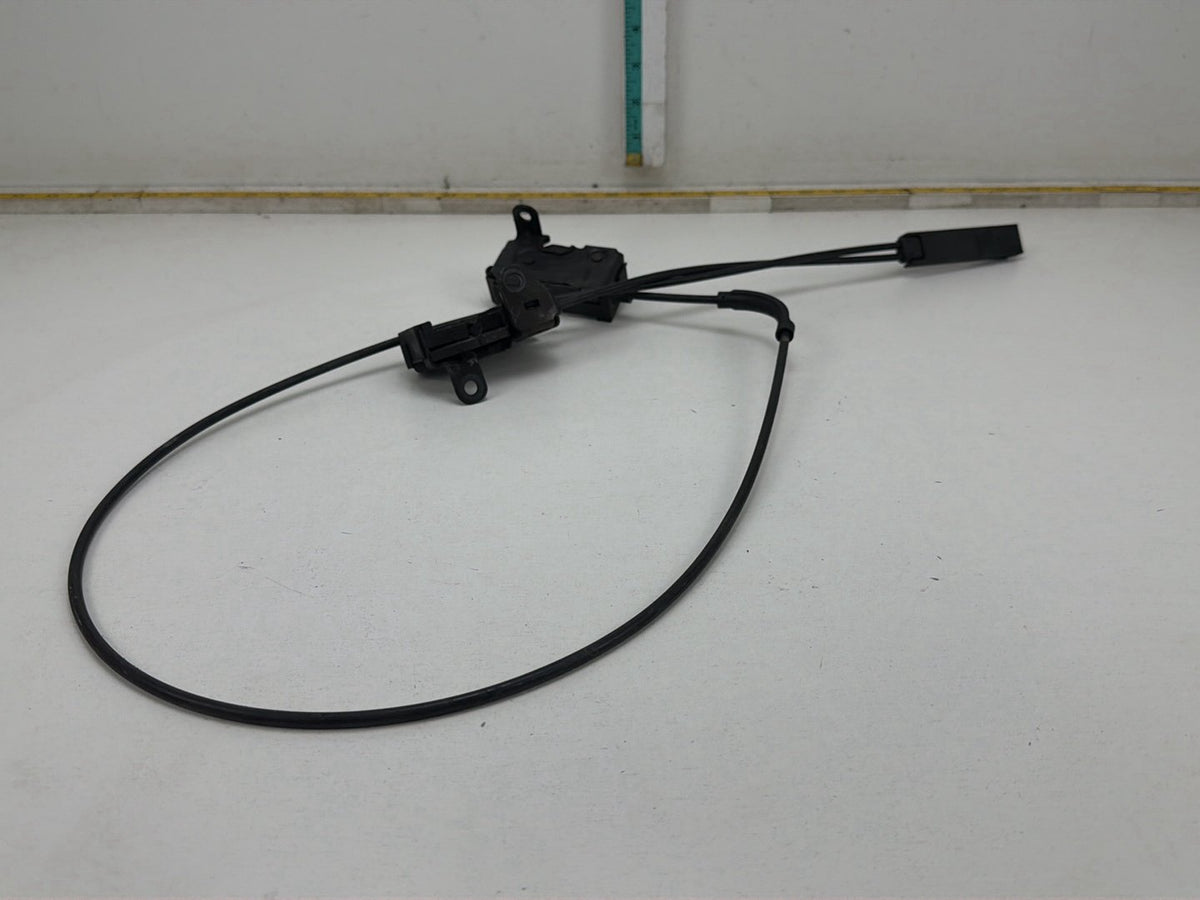 2010-2013 Mercedes-Benz E-Class-Left & Right Bonnet Latch Lock Set OEM