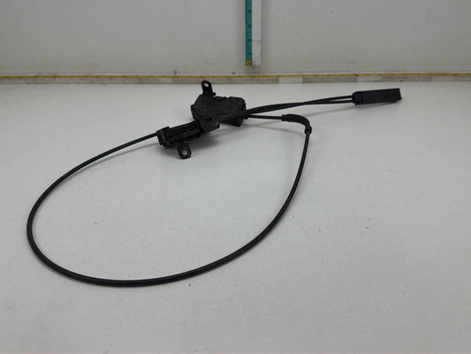 2010-2013 Mercedes-Benz E-Class-Left & Right Bonnet Latch Lock Set OEM